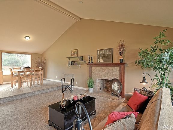 4th image of 3602 91st St NE