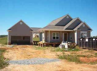 22 Dutchman Hls, Mocksville, NC 27028