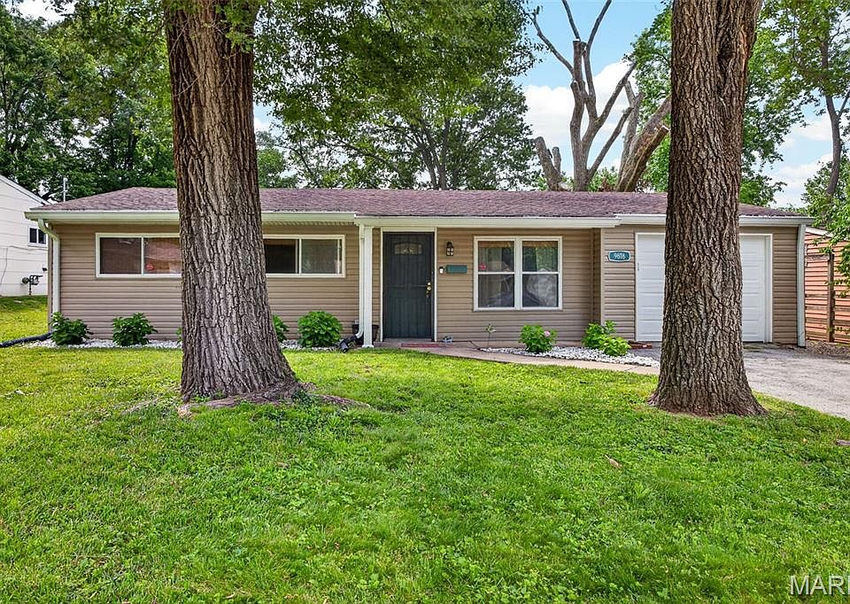 1st image of 9818 Tanbark Ln
