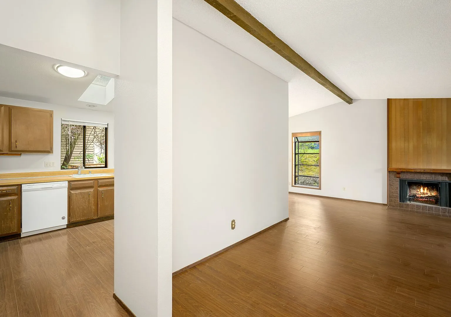 3 Bedroom 2.5 Bath Home Near Microsoft — Photo 4