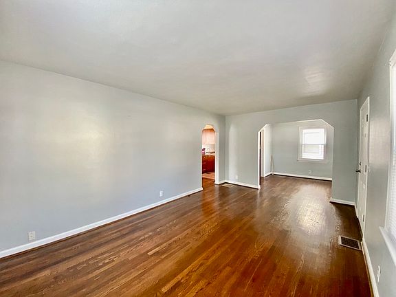 5th image of 3719 Anioton Ct