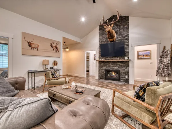 24570 Stonefly Rd, Clinton, MT 59825