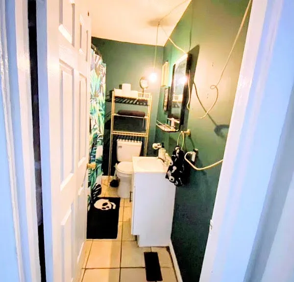 517 Edwin St — Photo 12