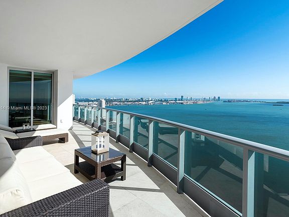 3rd image of 1331 Brickell Bay Dr APT 3511