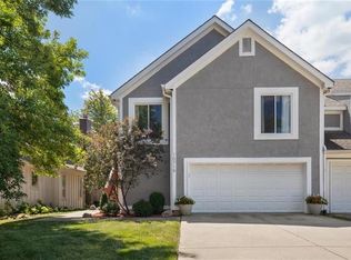 10719 W 115th Pl, Overland Park, KS 66210