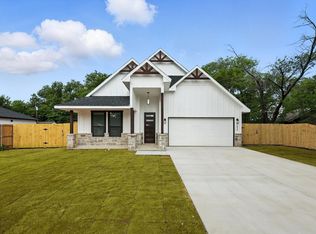 3836 Burnice Dr, Fort Worth, TX 76119