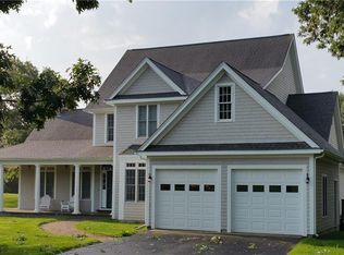 4 Starview Ln, Westerly, RI 02891