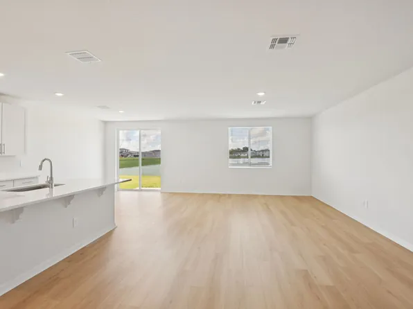 1631 Coolridge Pl, Zephyrhills, FL 33541