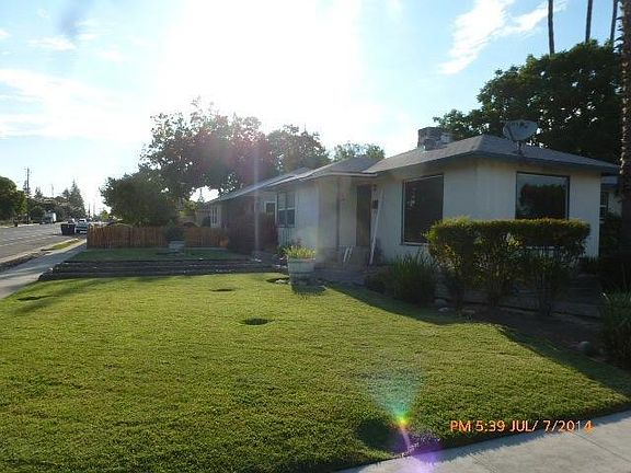 3rd image of 906 W Dakota Ave