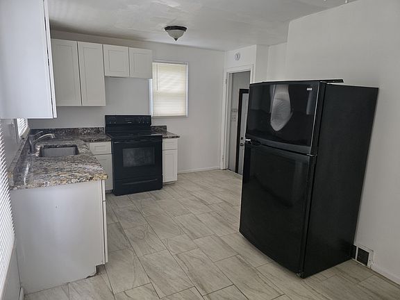5th image of 3299 Monterey St