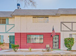 522 Greenbriar Townhouse Way, Las Vegas, NV 89121