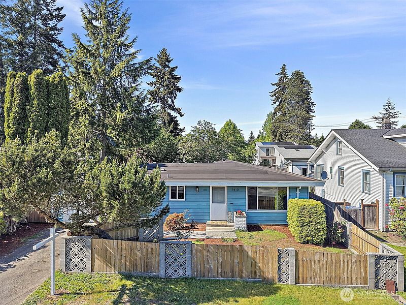 2nd image of 1410 SW 149th Street