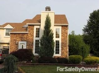 55 Jeffrey Cir, Dayton, NJ