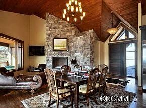 4th image of 321 Austin Mountain Dr