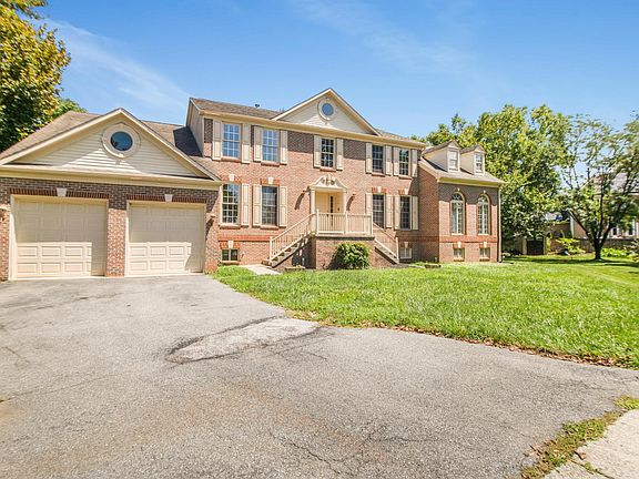 2nd image of 6135 Fieldcrest Ct