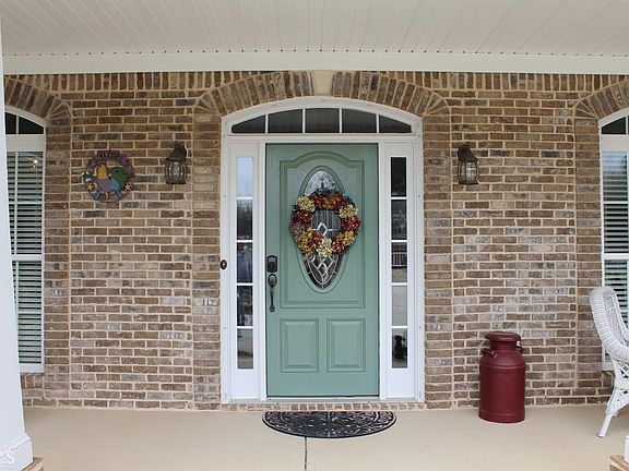 3rd image of 3028 Keeneland Blvd