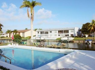 1027 SE 46th Ln APT 1B, Cape Coral, FL 33904