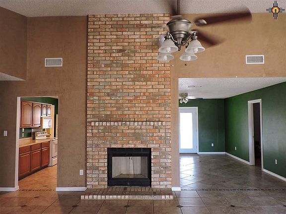 4th image of 2308 Northglen Dr