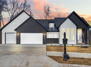 580 Willis Ln, Pea Ridge, AR 72751