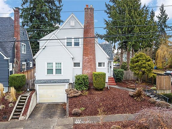2nd image of 1021 N L St
