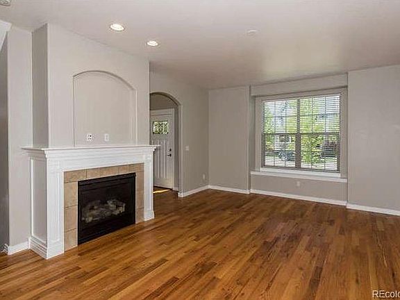 3rd image of 2832 N Havana St