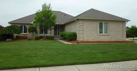 1st image of 15723 White Oak Dr
