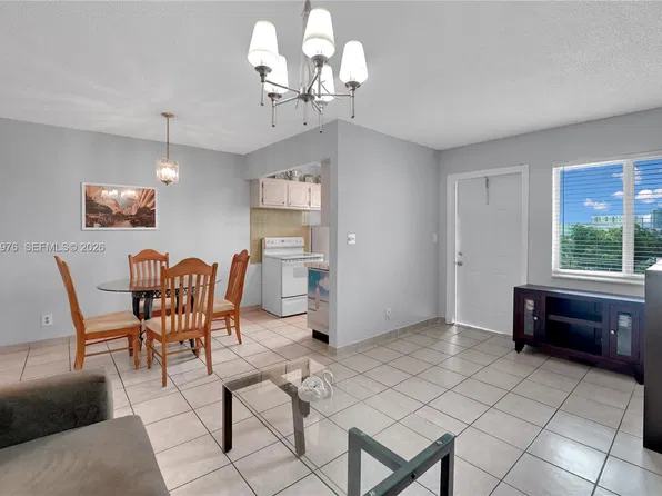 2145 Pierce St APT 416, Hollywood, FL 33020