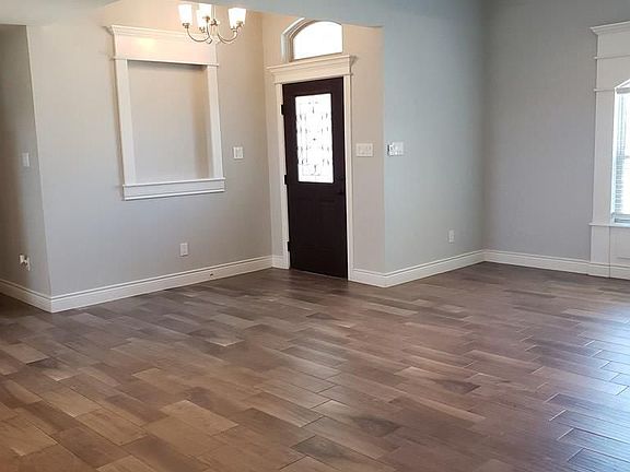 3rd image of 1837 Rebecca Ln