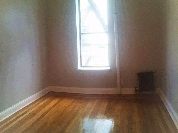 2nd image of 1702 Caton Ave #2
