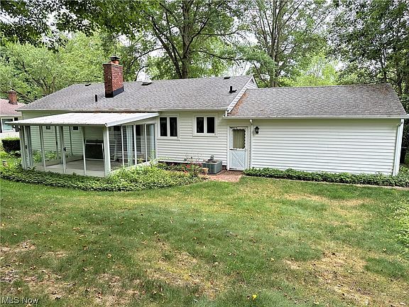 5th image of 247 Forestwood Dr