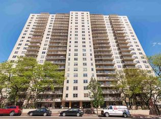 6600 Blvd E APT 21G, West New York, NJ