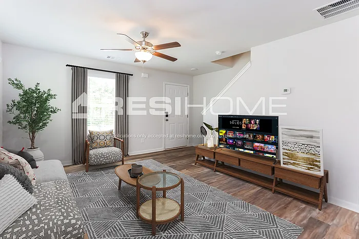 2327 Tolliver Pl — Photo 8