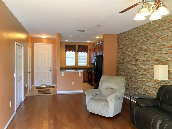 4th image of 14466 Prunningwood Pl