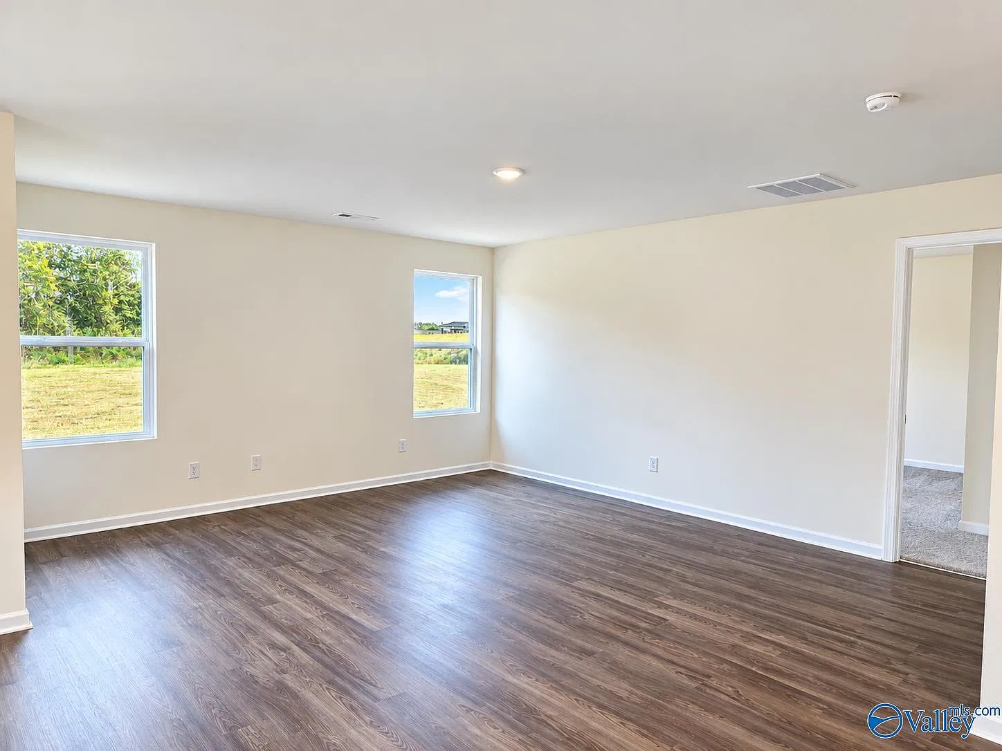 4 bed, 4.0 bath, 1723 sqft, $1,950 — Photo 4