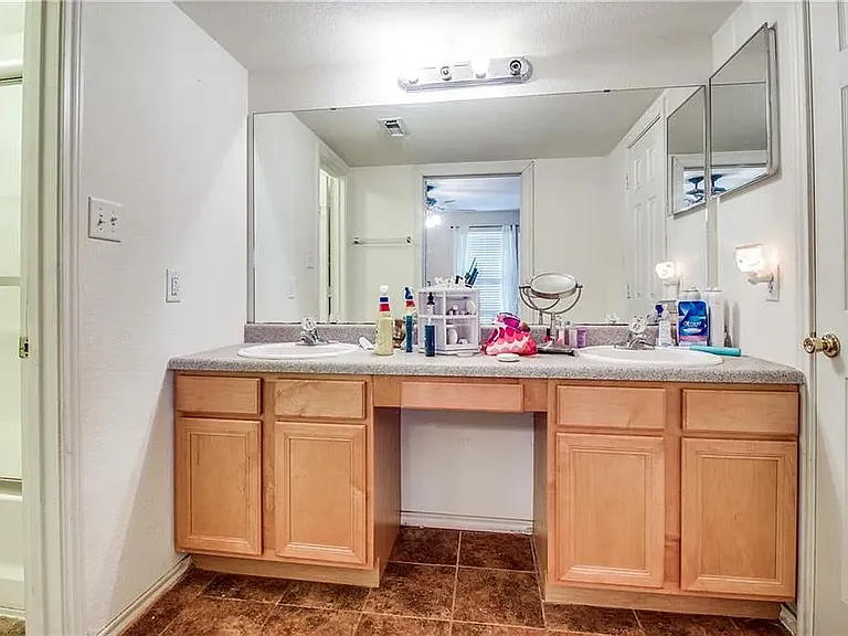 3330 FM 2931 — Photo 11