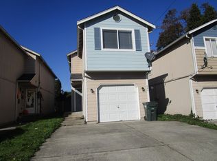 863 116th St S, Tacoma, WA 98444