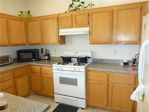5th image of 8361 Palace Heights Ave