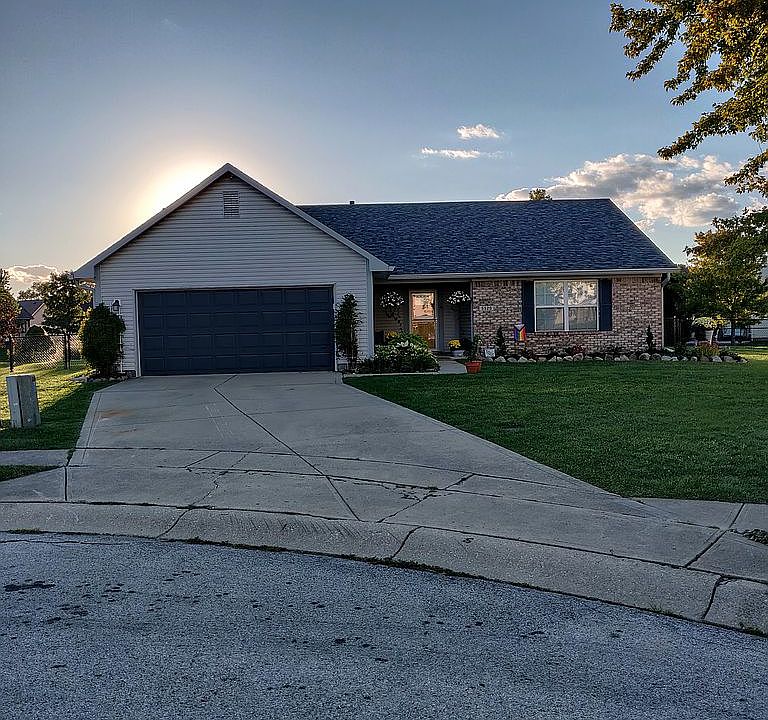 1st image of 5520 Bracken Cir