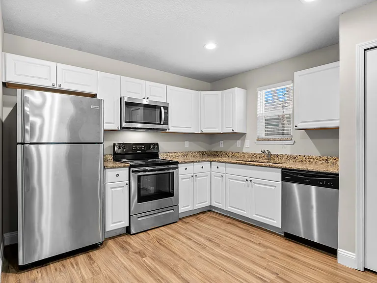 4056 Grant Rd — Photo 6