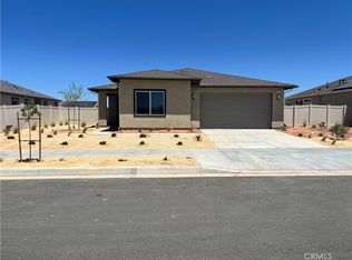 3235 E Avenue J #4, Lancaster, CA 93535