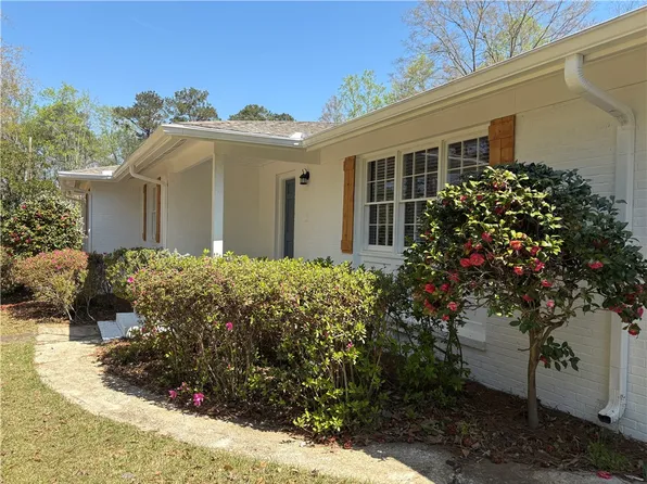 2502 13th Ave, Valley, AL 36854