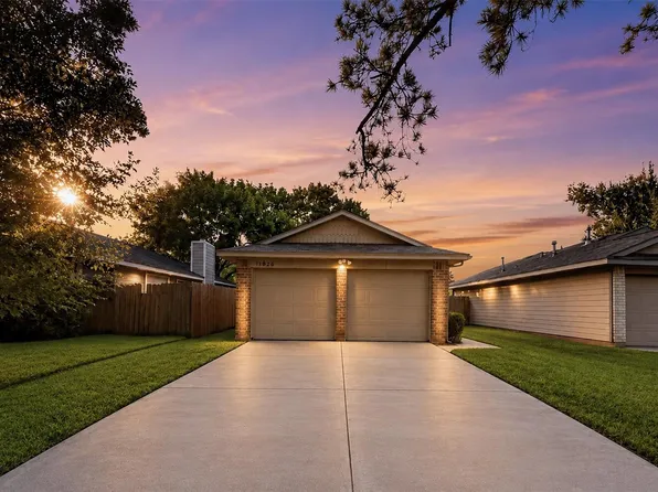 11826 Westlock Dr, Tomball, TX 77377