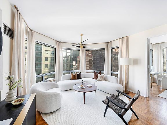 4th image of 301 W 57th St APT 15D