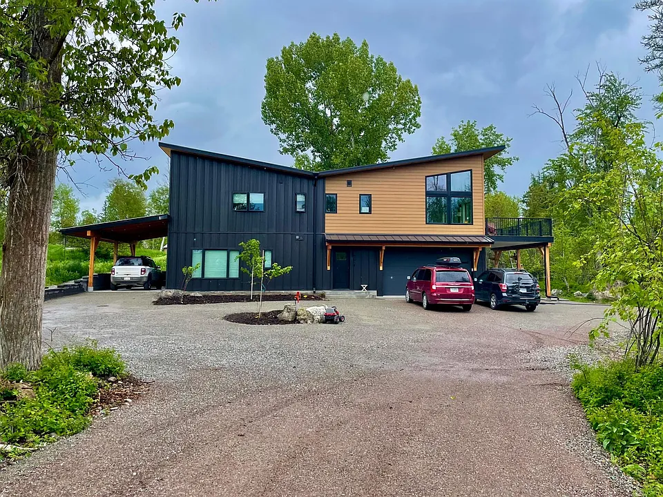 47 Lamb Ln