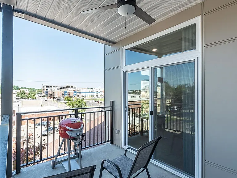 G3 Apartments — Photo 9