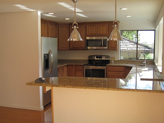 4th image of 1306 S Beach Dr