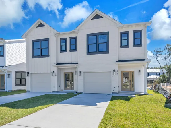 226 Benning Dr, Destin, FL 32541