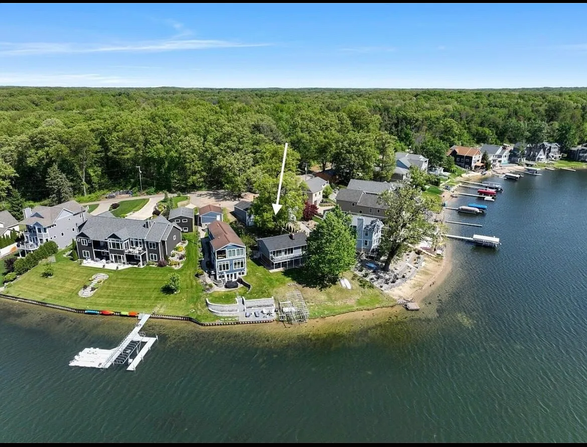 1304 N Eagle Lake Dr — Photo 4