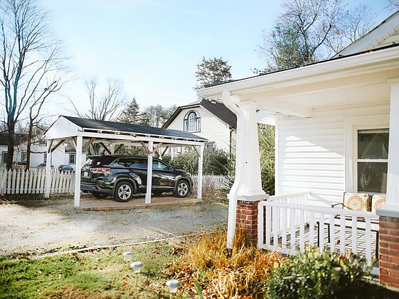 Car port with additional off-street parking