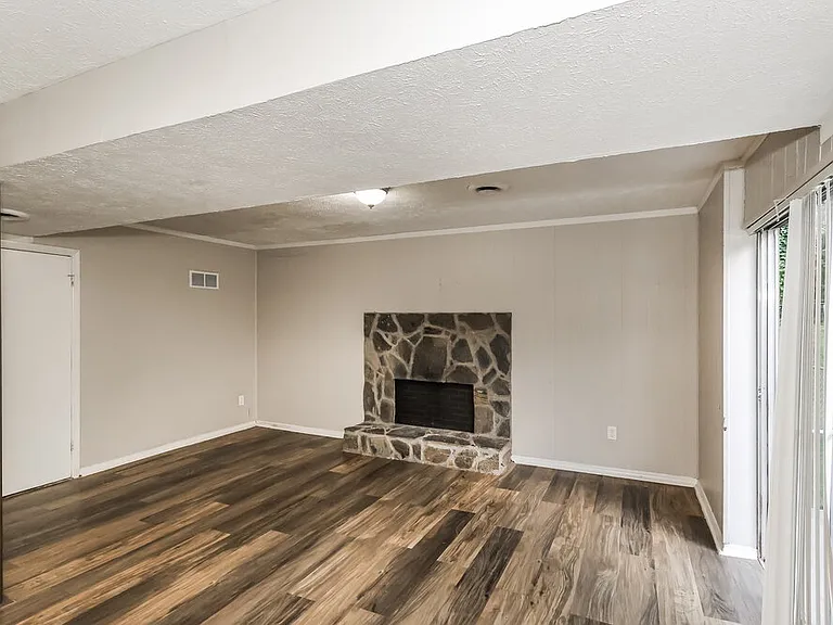 4522 Doral Dr SW — Photo 9